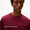 T-shirt con logo bandiera tono su tono T-shirt con logo bandiera tono su tono