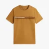 T-shirt con logo bandiera tono su tono T-shirt con logo bandiera tono su tono