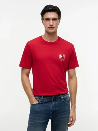 T-shirt con logo Box Flag
