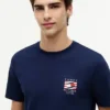 T-shirt con logo Box Flag T-shirt con logo Box Flag