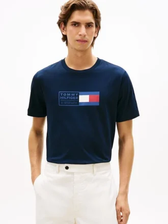 T-shirt con logo Flag Box