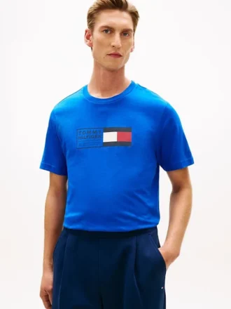 T-shirt con logo Flag Box