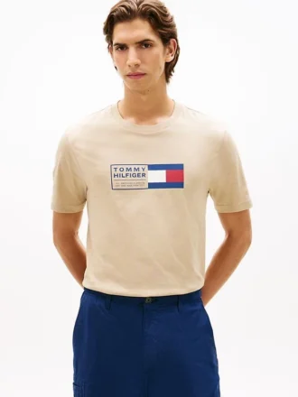 T-shirt con logo Flag Box