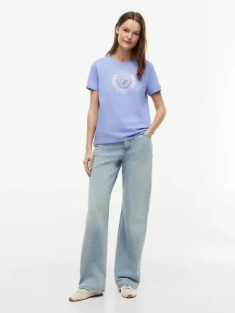 T-shirt con logo foglia d’alloro laminato