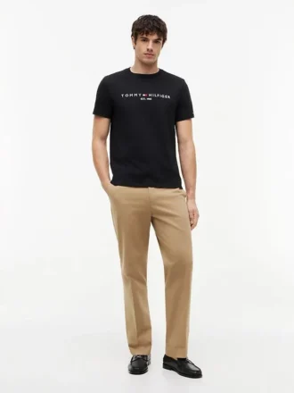 T-shirt con logo Tommy ricamato