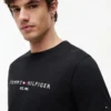 T-shirt con logo Tommy ricamato T-shirt con logo Tommy ricamato