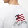 T-shirt con logo Wavy Flag sul retro