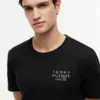 T-shirt con logo Wavy Flag sul retro