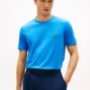T-shirt con monogramma ricamato T-shirt con monogramma ricamato