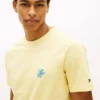 T-shirt con monogramma ricamato T-shirt con monogramma ricamato