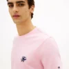 T-shirt con monogramma ricamato T-shirt con monogramma ricamato