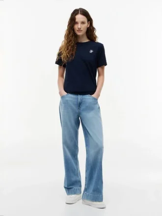 T-shirt con monogramma ricamato