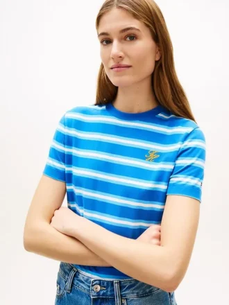 T-shirt con monogramma ricamato