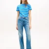 T-shirt con monogramma ricamato T-shirt con monogramma ricamato