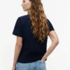 T-shirt con monogramma ricamato T-shirt con monogramma ricamato