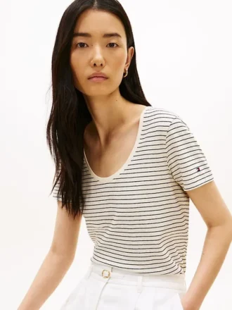 T-shirt con scollo rotondo in misto lino