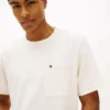 T-shirt con tasca in jersey a rete T-shirt con tasca in jersey a rete