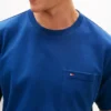 T-shirt con tasca in jersey a rete T-shirt con tasca in jersey a rete