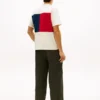 T-shirt dal taglio comodo con logo bandiera sul retro