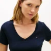 T-shirt Favorite con scollo a V