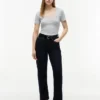T-shirt Favorite con scollo a V