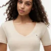 T-shirt Favorite con scollo a V