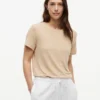T-shirt girocollo in misto lino T-shirt girocollo in misto lino