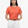 T-shirt girocollo in misto lino T-shirt girocollo in misto lino
