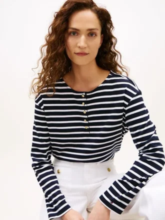 T-shirt Henley in cotone interlock dalla vestibilità comoda