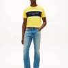 T-shirt Hilfiger con logo a righe T-shirt Hilfiger con logo a righe