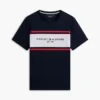 T-shirt Hilfiger con logo a righe T-shirt Hilfiger con logo a righe