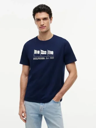 T-shirt Hilfiger con logo multi-bandiera
