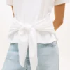 T-shirt in cotone fiammato con nodo sul davanti T-shirt in cotone fiammato con nodo sul davanti