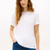 T-shirt in jersey leggero dal taglio classico T-shirt in jersey leggero dal taglio classico