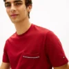 T-shirt in piqué con taschino a righe T-shirt in piqué con taschino a righe