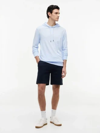 T-shirt leggera con cappuccio