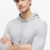 T-shirt leggera con cappuccio T-shirt leggera con cappuccio
