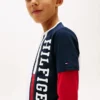 T-shirt per bambini con logo a blocchi di colore verticali T-shirt per bambini con logo a blocchi di colore verticali