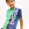T-shirt per bambini con logo a blocchi di colore verticali T-shirt per bambini con logo a blocchi di colore verticali