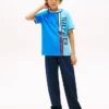 T-shirt per bambini con logo a blocchi di colore verticali T-shirt per bambini con logo a blocchi di colore verticali