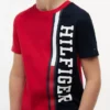 T-shirt per bambini con logo a blocchi di colore verticali T-shirt per bambini con logo a blocchi di colore verticali