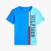 T-shirt per bambini con logo a blocchi di colore verticali T-shirt per bambini con logo a blocchi di colore verticali