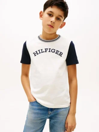 T-shirt per bambini con logo monotipo a blocchi di colore