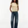 T-shirt slim fit con monogramma in stile calligrafico T-shirt slim fit con monogramma in stile calligrafico