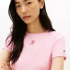 T-shirt slim fit con monogramma in stile calligrafico T-shirt slim fit con monogramma in stile calligrafico