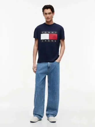 T-shirt Tommy Jeans con grande logo bandiera