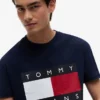 T-shirt Tommy Jeans con grande logo bandiera T-shirt Tommy Jeans con grande logo bandiera