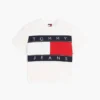 T-shirt Tommy Jeans con grande logo bandiera T-shirt Tommy Jeans con grande logo bandiera