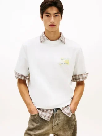 T-shirt Tommy Jeans con logo a bolle verniciato a spruzzo