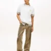 T-shirt Tommy Jeans con logo a bolle verniciato a spruzzo T-shirt Tommy Jeans con logo a bolle verniciato a spruzzo